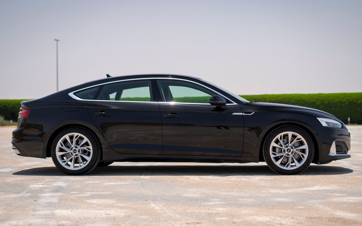 Audi A5 - image 2