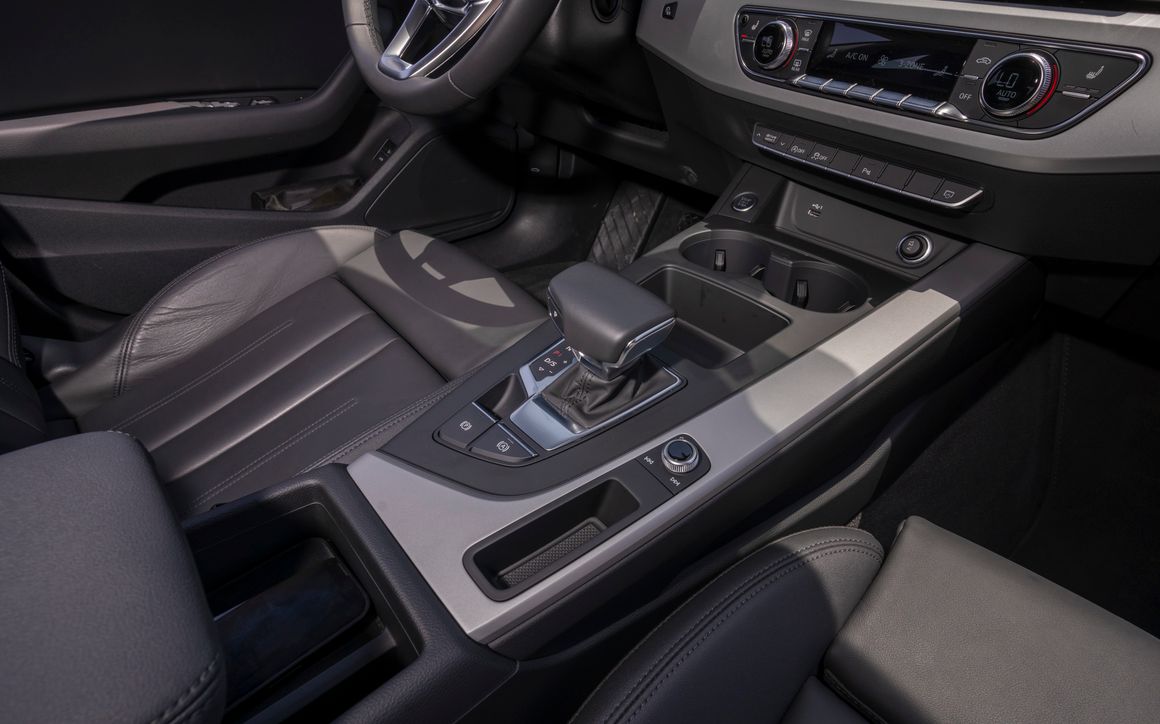 Audi A5 - image 25