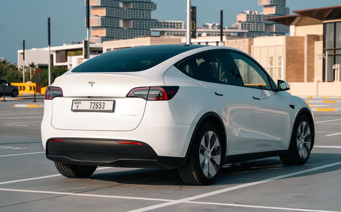 Tesla Model Y - image 4
