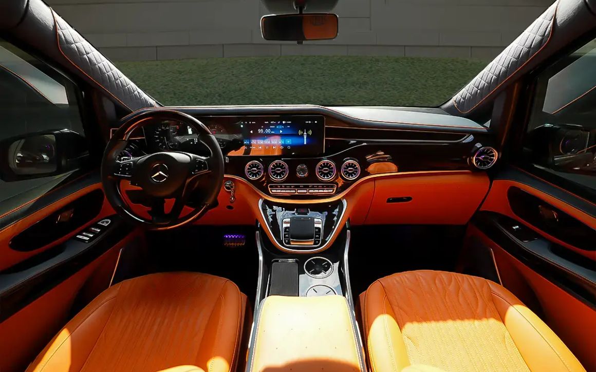 MERCEDES V CLASS MAYBACH - image 7
