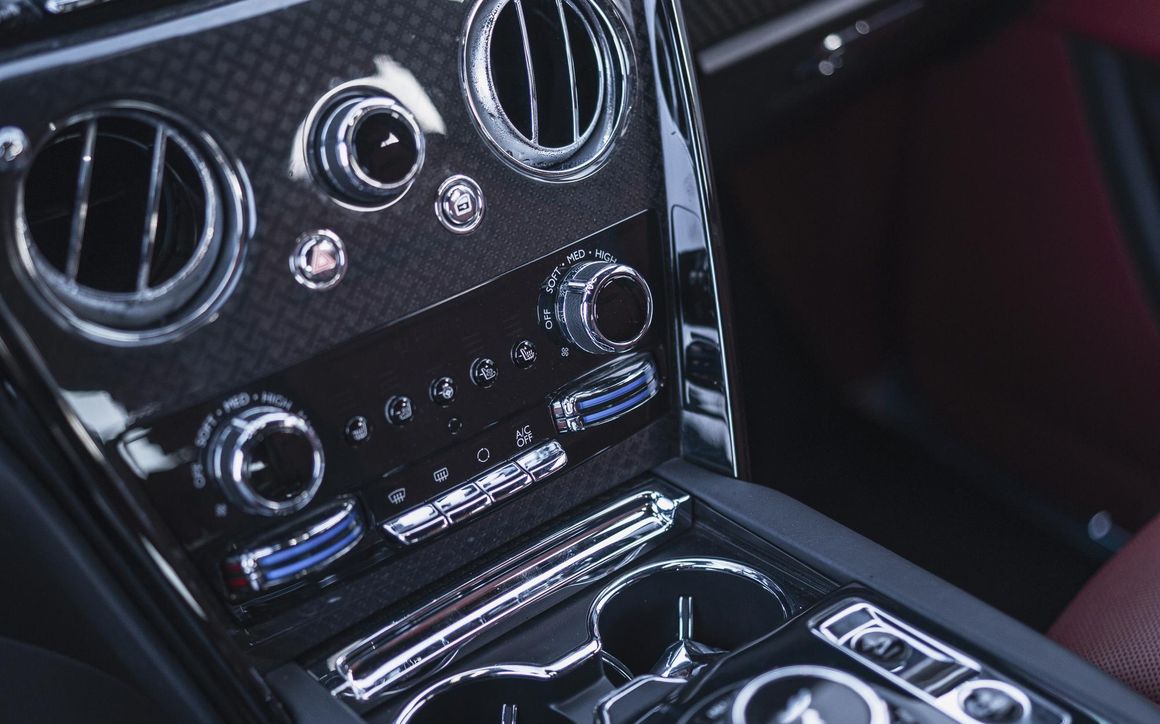 Rolls Royce Cullinan - image 20