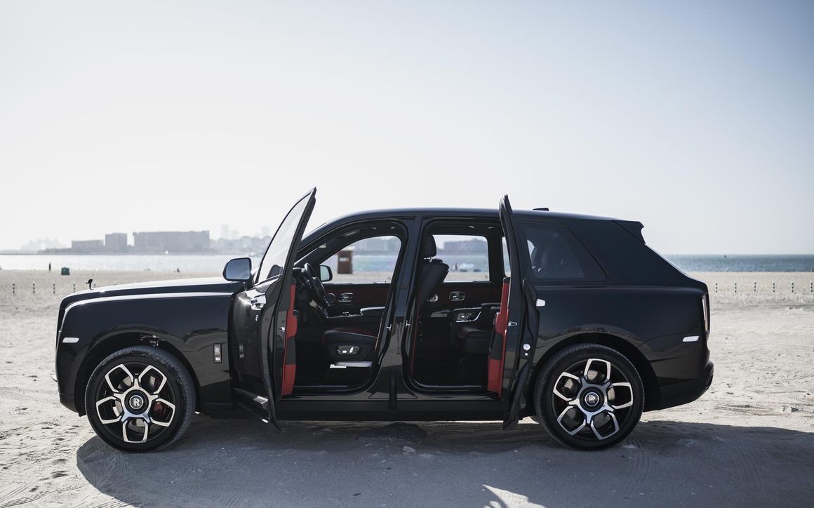 Rolls Royce Cullinan - image 9