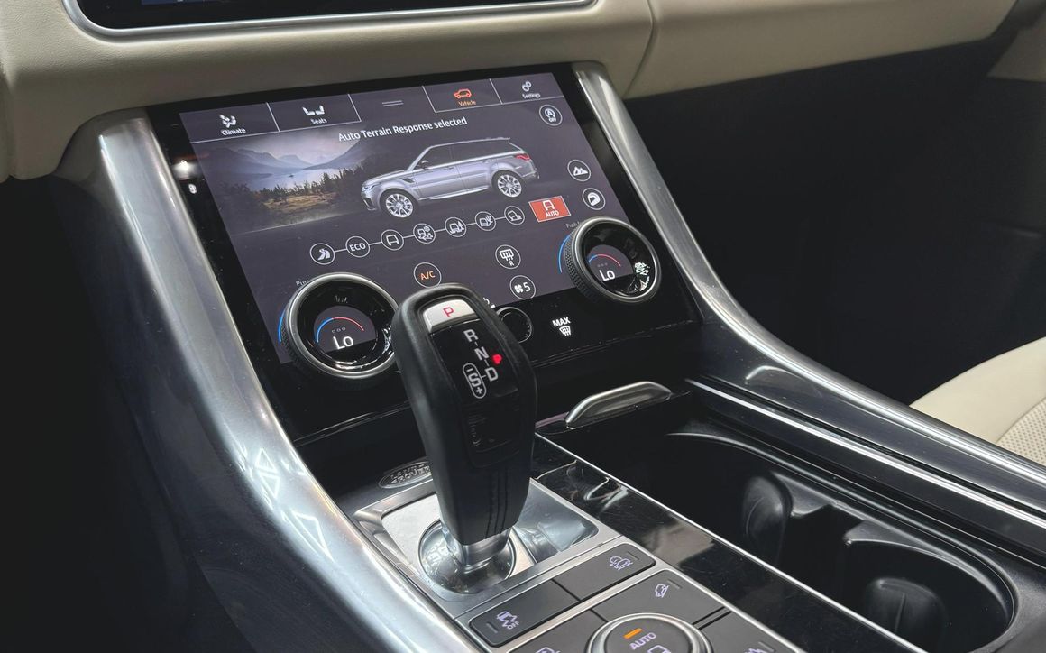 RANGE ROVER SPORTS - image 9