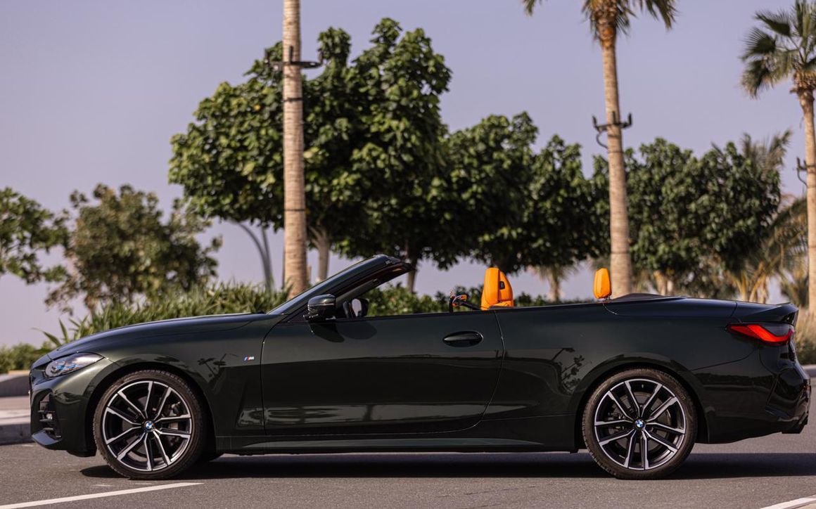 BMW 430i convertible - image 2