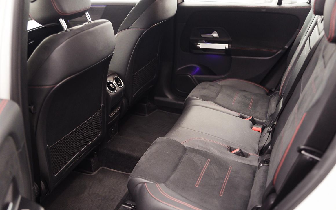 Mercedes GLB250 - image 13