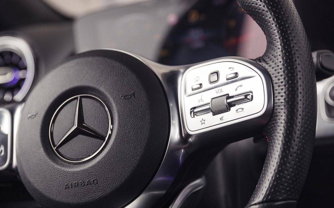 Mercedes GLB250 - image 9