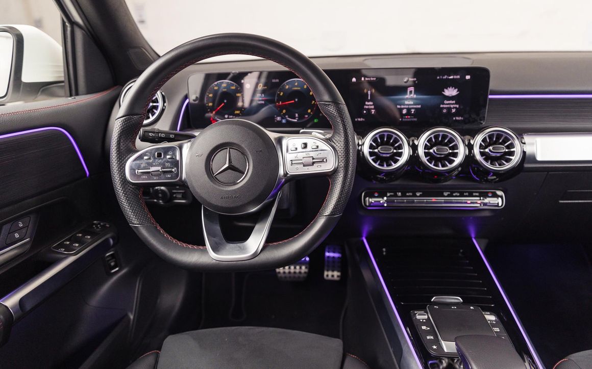 Mercedes GLB250 - image 6