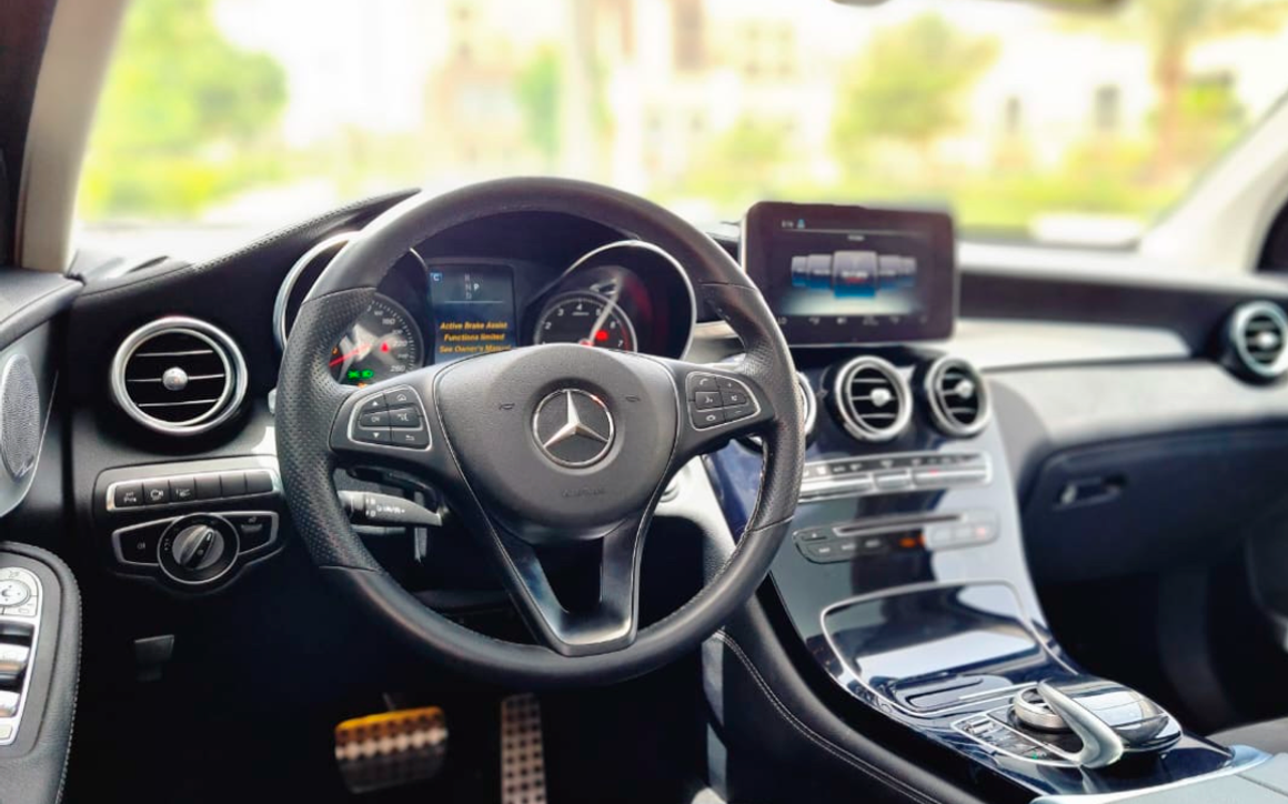 MERCEDES GLC 300 - image 5