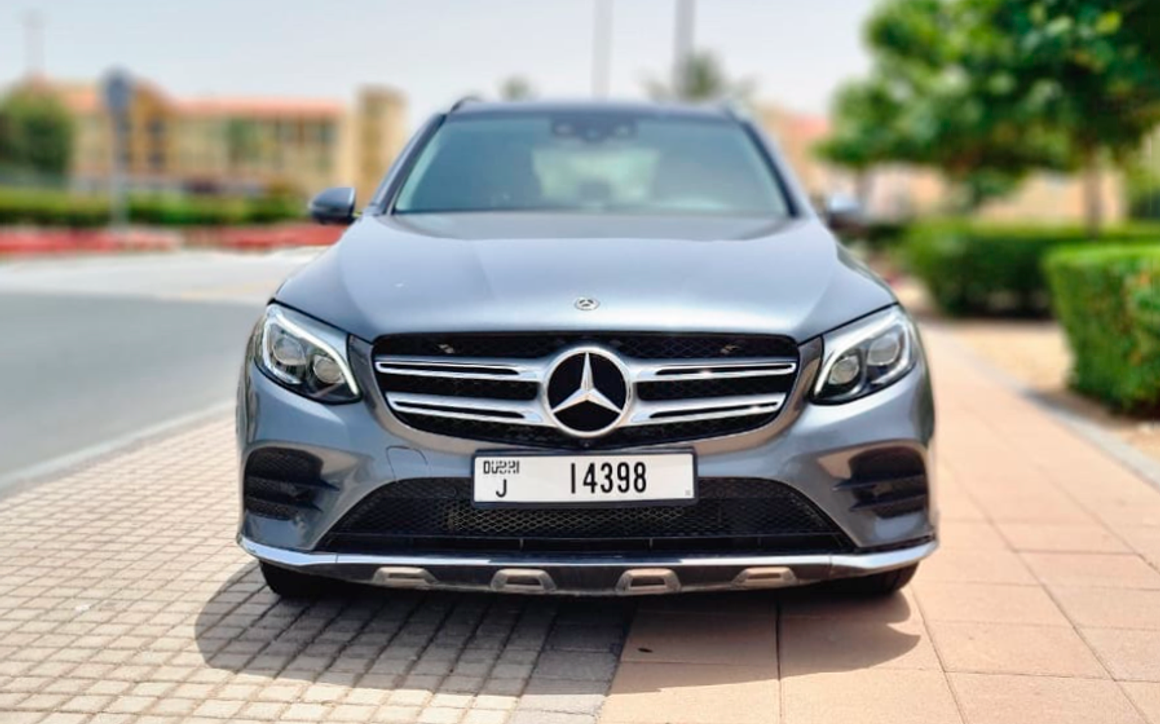 MERCEDES GLC 300 - image 2