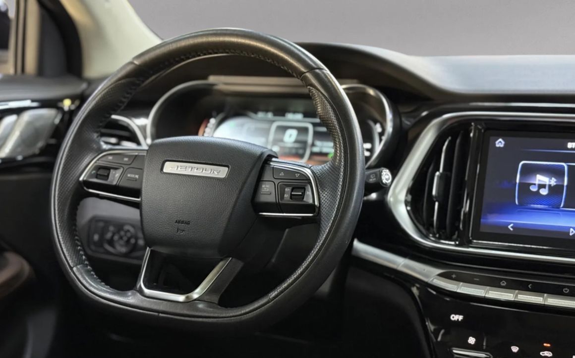 Jetour X90 - image 9