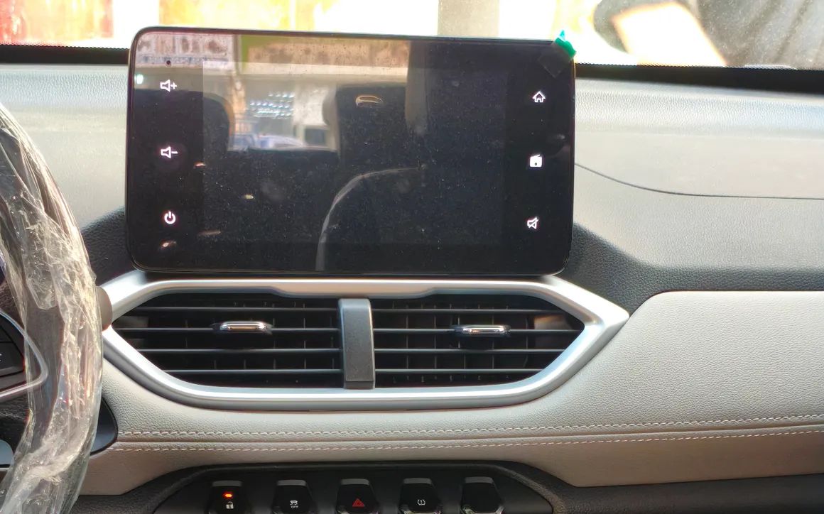 CHEVROLET GROOVE - image 9