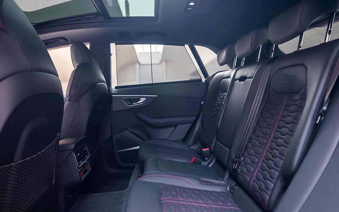 AUDI RS Q8 - image 8