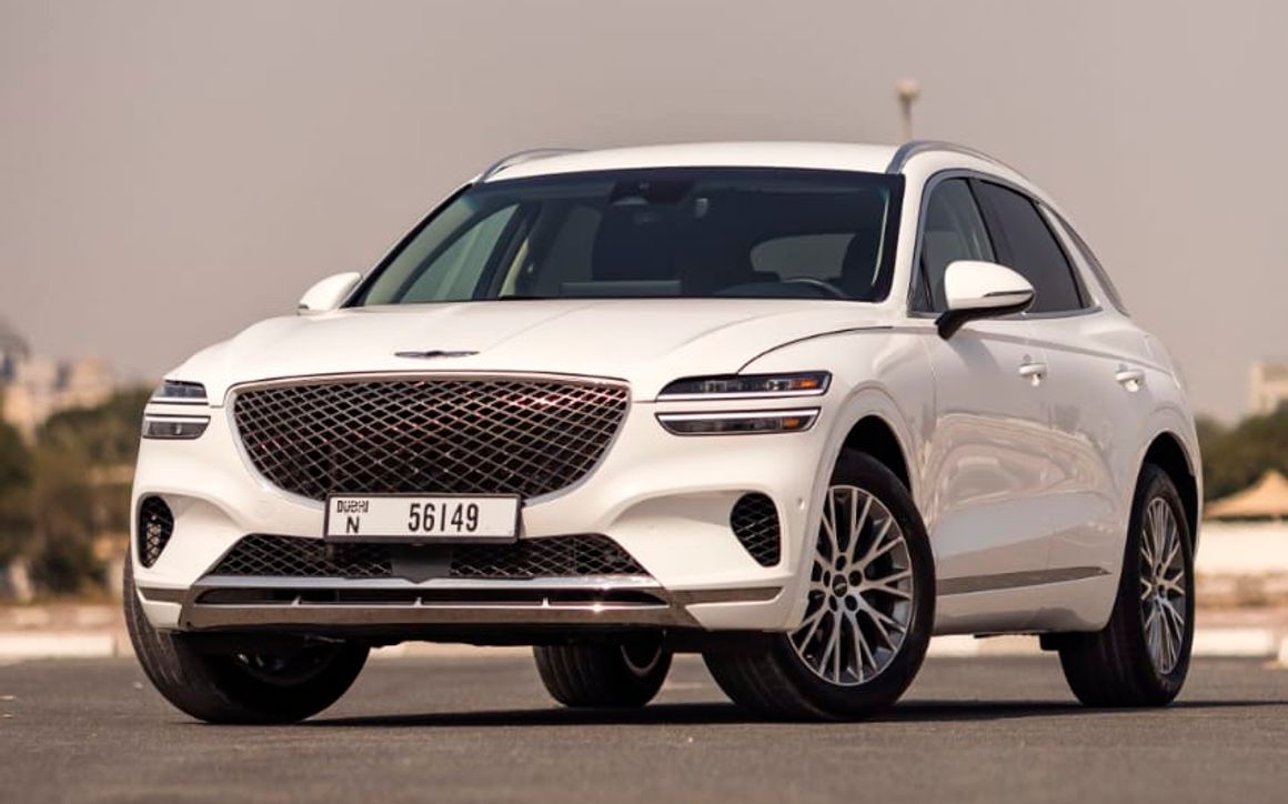Genesis GV70 - image 1