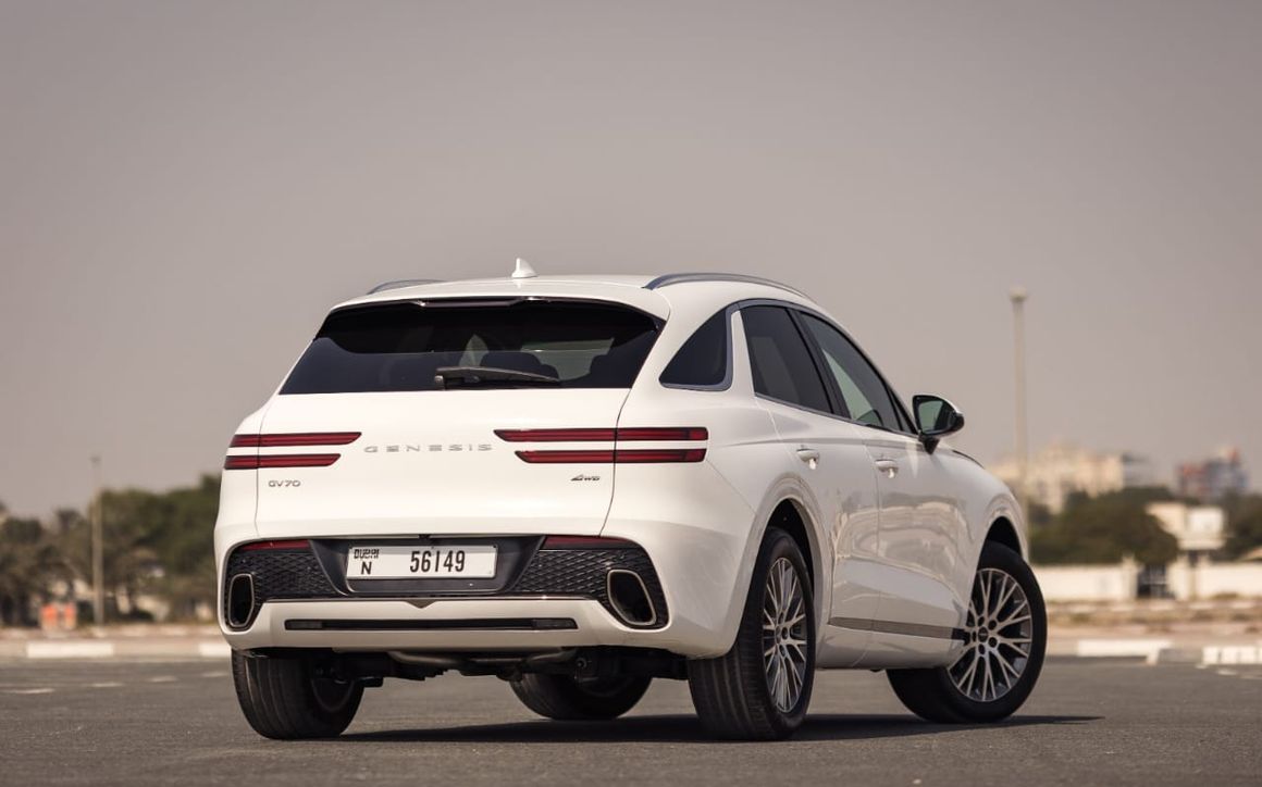 Genesis GV70 - image 2
