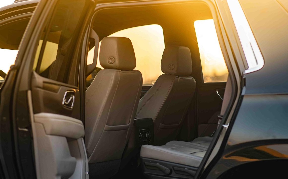 CHEVROLET TAHOE - image 13
