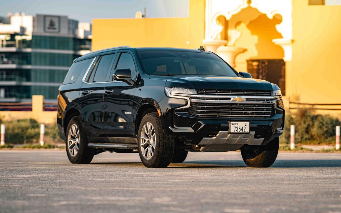CHEVROLET TAHOE - image 3