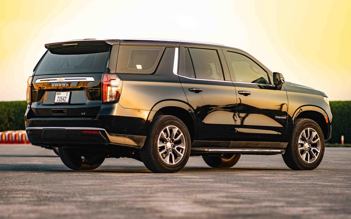 CHEVROLET TAHOE - image 6