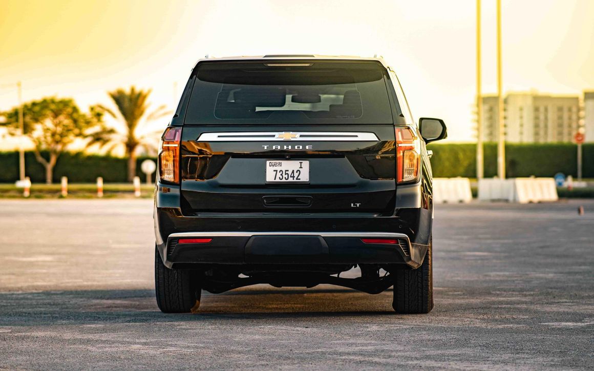CHEVROLET TAHOE - image 5