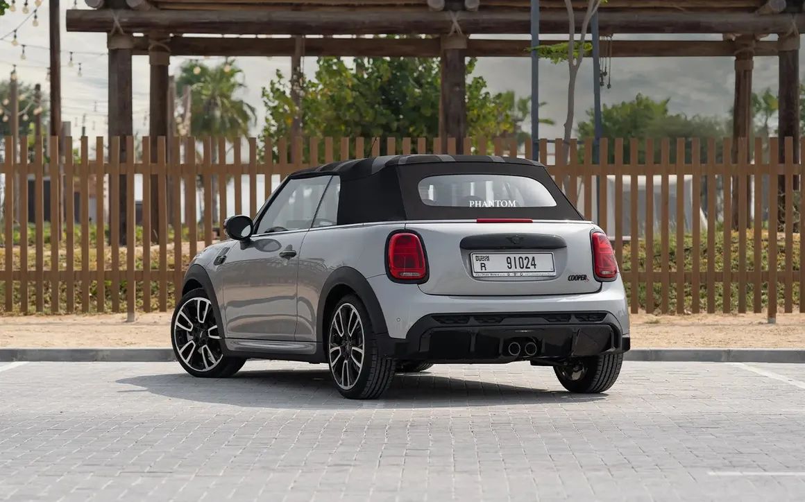 Mini Cooper S Convertible - image 5