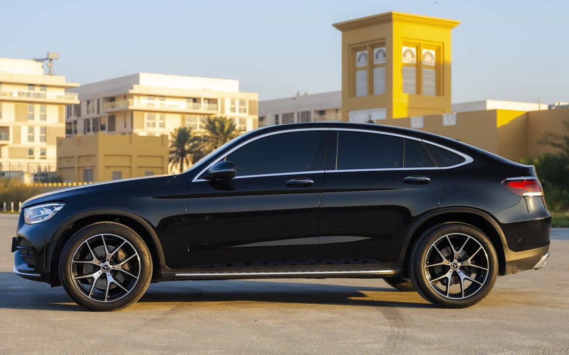 Mercedes GLC 200 - image 2