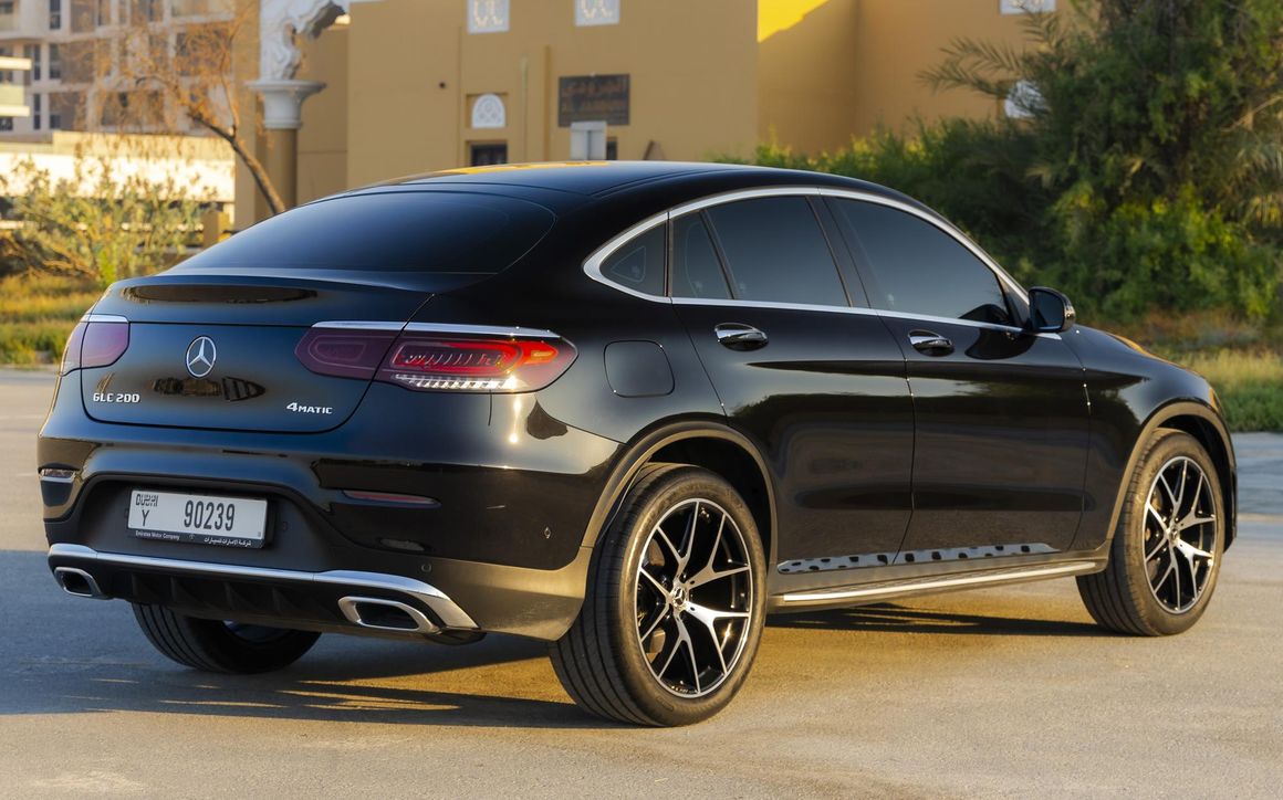 Mercedes GLC 200 - image 8