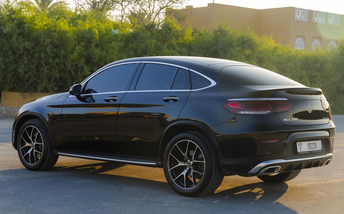 Mercedes GLC 200 - image 6