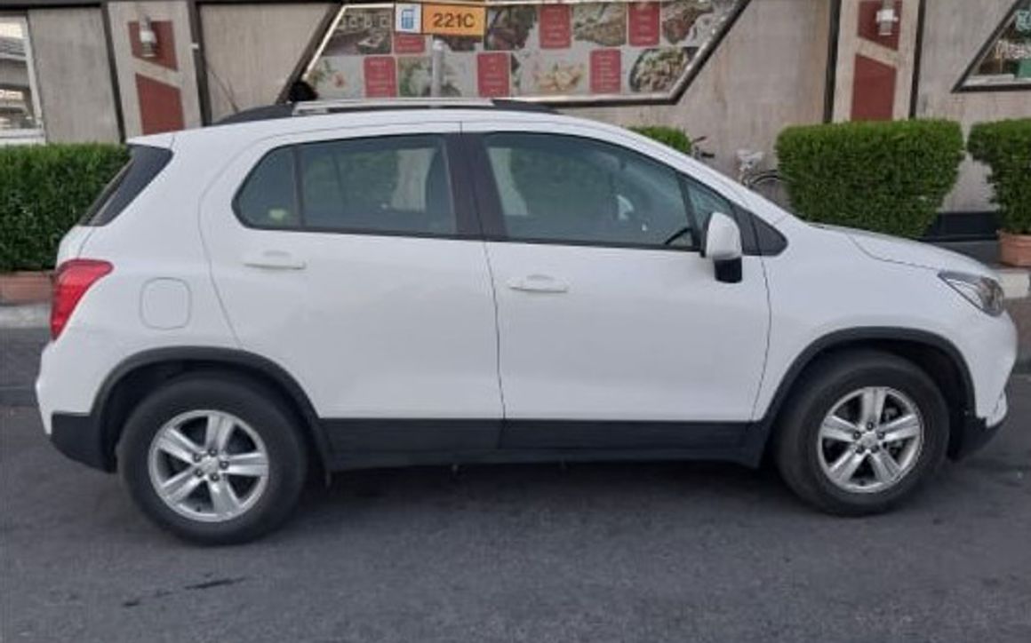CHEVROLET TRAX - image 3