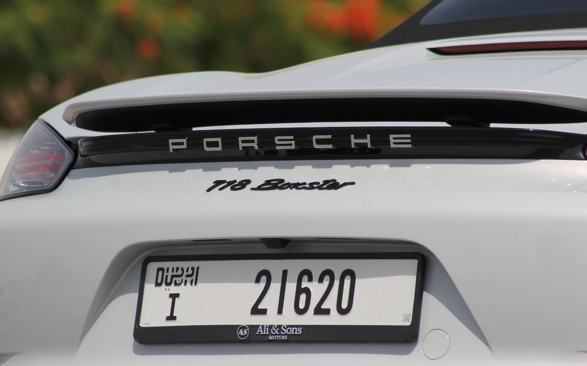 Porsche Boxster 718 Convertible 2024 - image 5