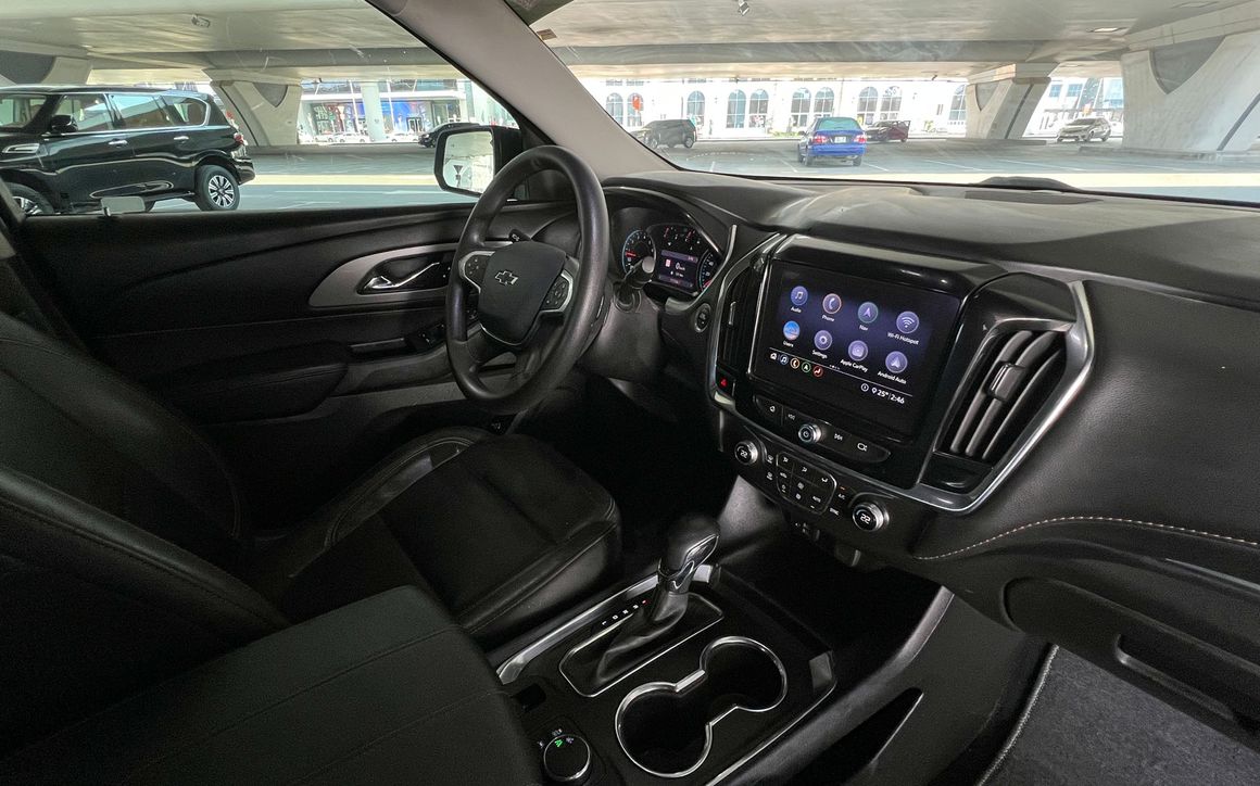 Chevrolet Traverse - image 9