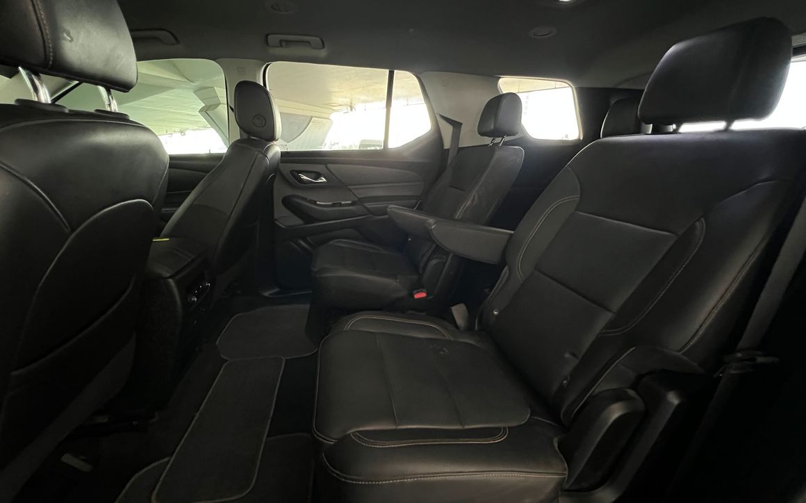 Chevrolet Traverse - image 11