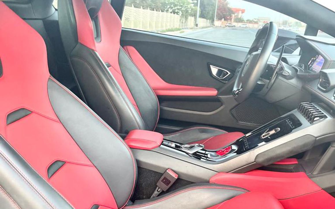 LAMBORGHINI HURACAN - image 7