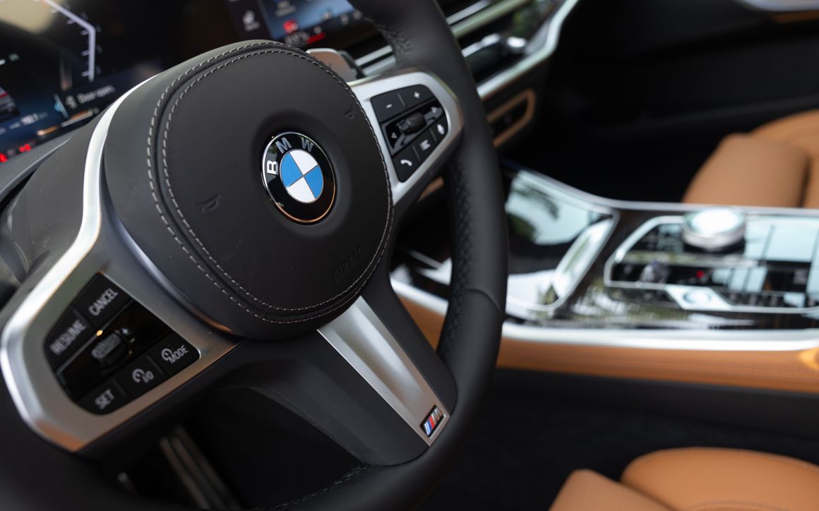 BMW X5 - image 13