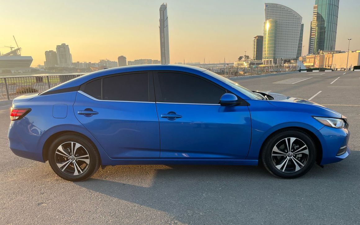 Nissan Sentra - image 5