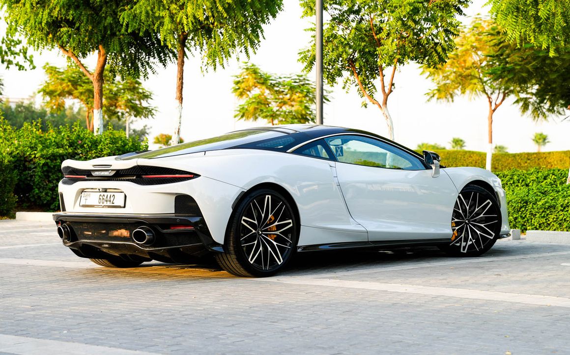 MCLAREN GT - image 6