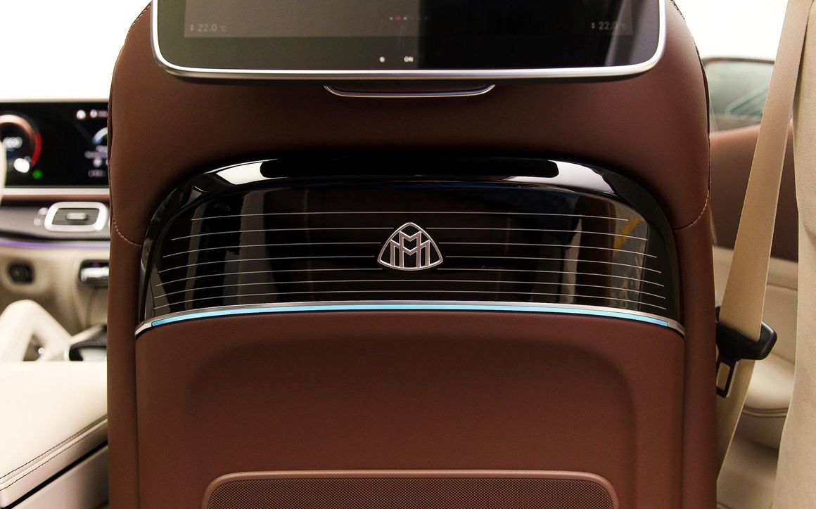 Mercedes GLS600 maybach - image 23