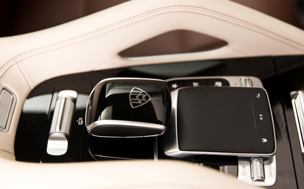 Mercedes GLS600 maybach - image 17