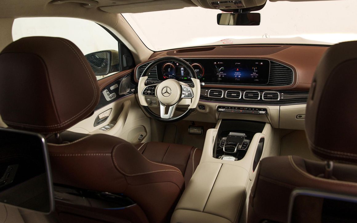 Mercedes GLS600 maybach - image 13