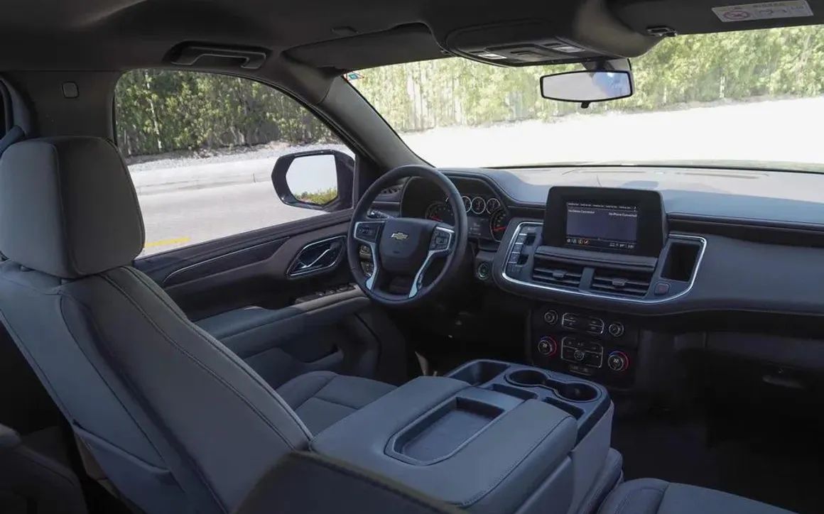 Chevrolet Tahoe - image 7