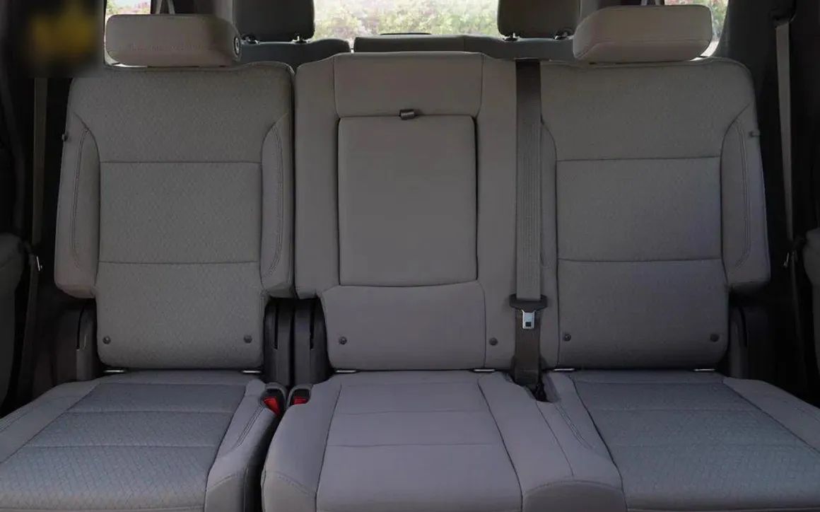 Chevrolet Tahoe - image 13