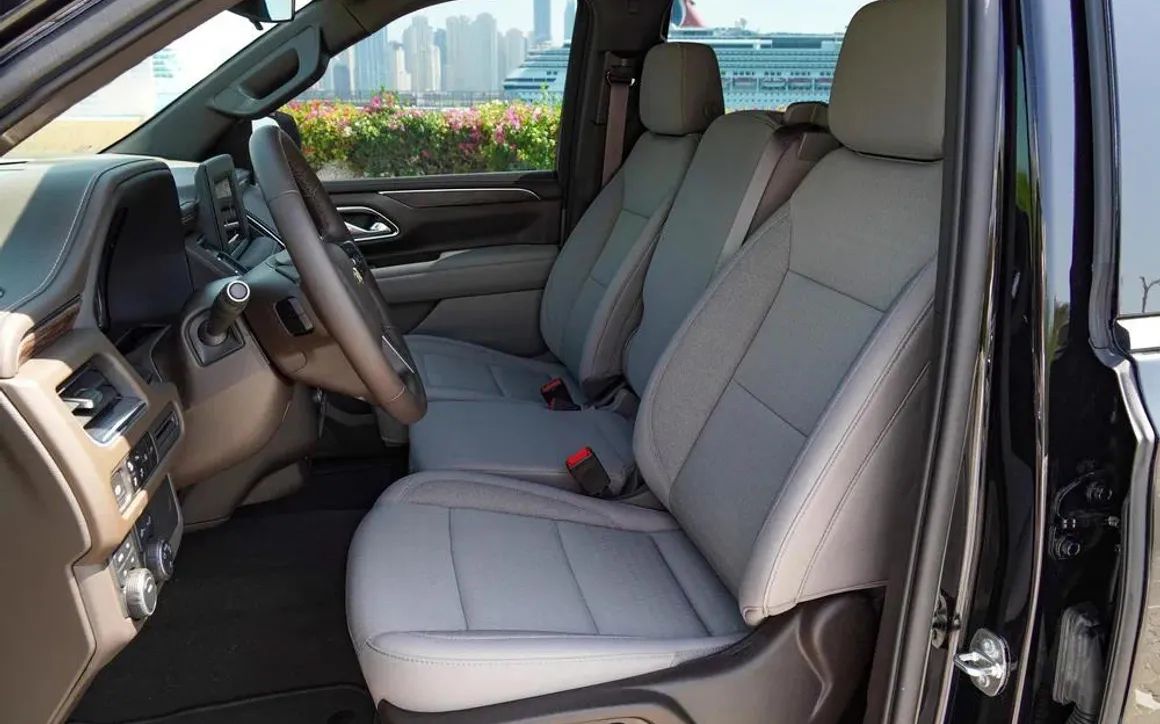 Chevrolet Tahoe - image 6