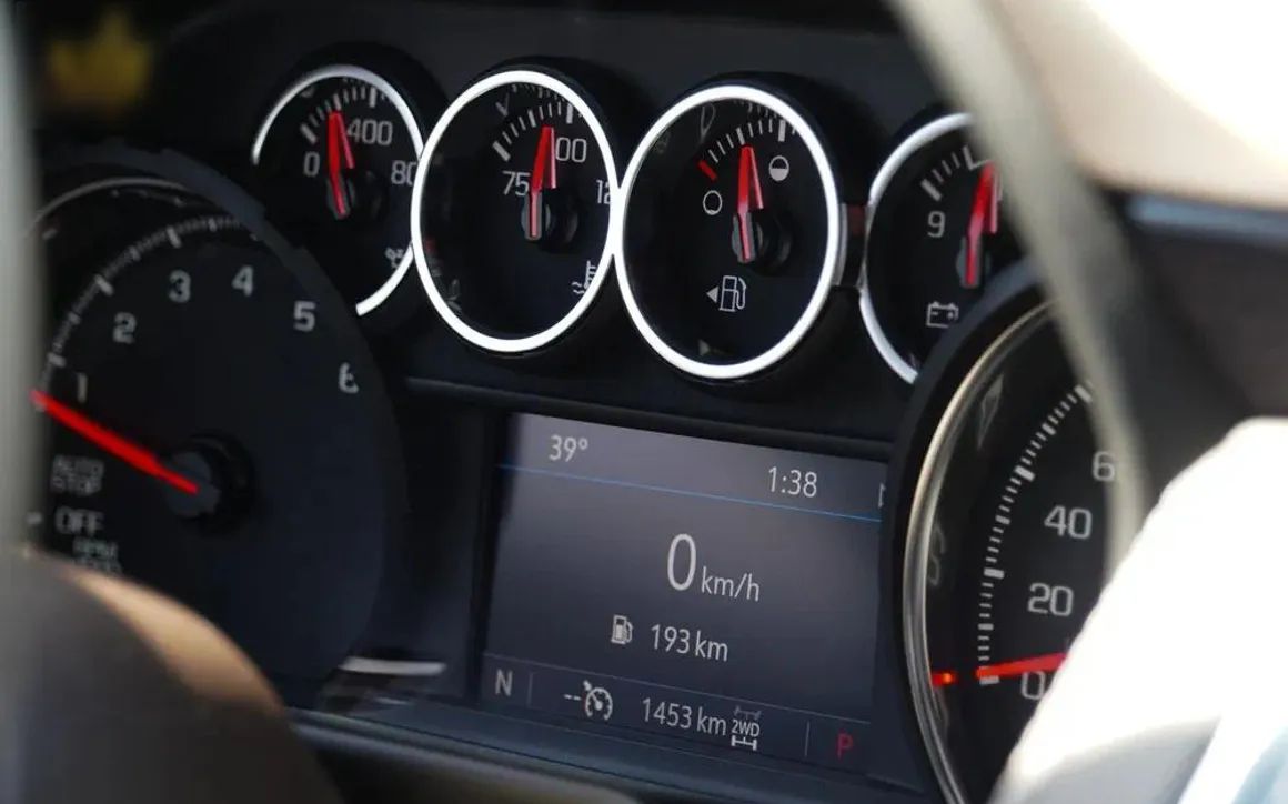 Chevrolet Tahoe - image 15