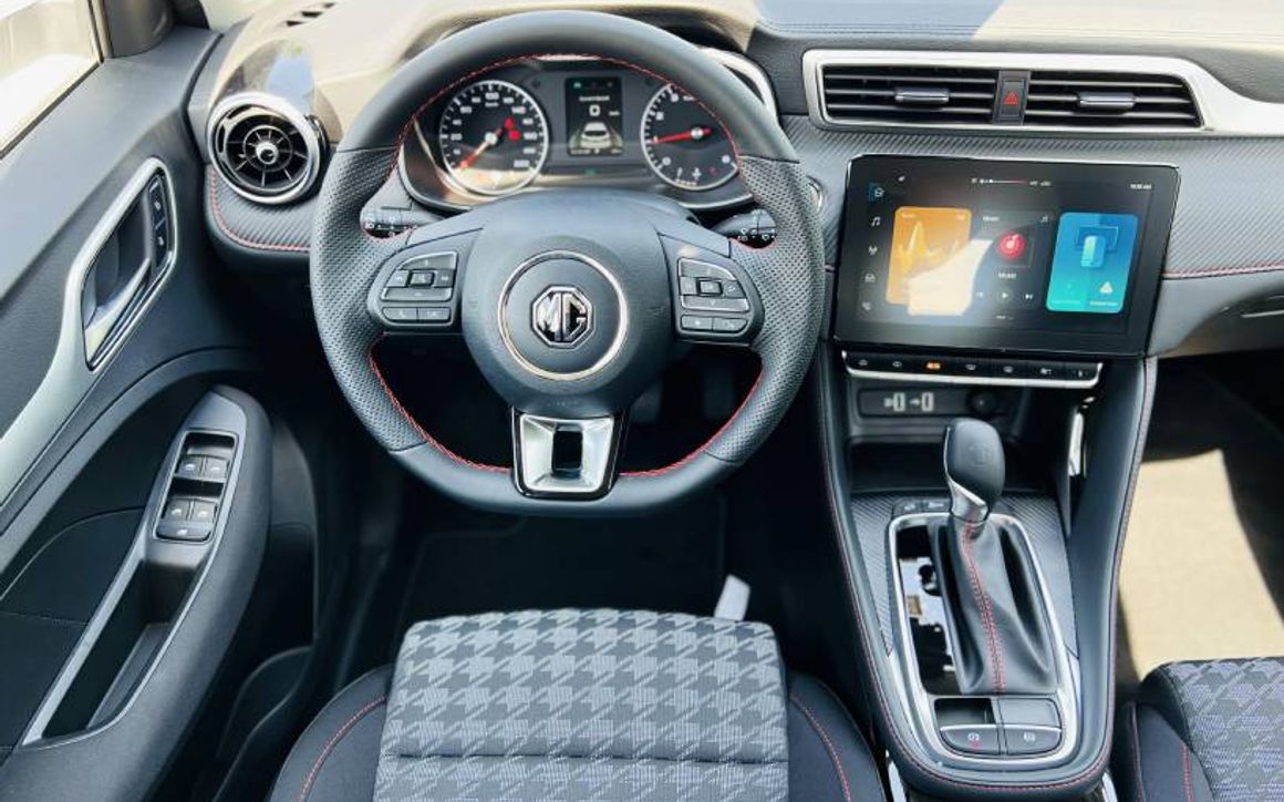 MG ZS - image 11