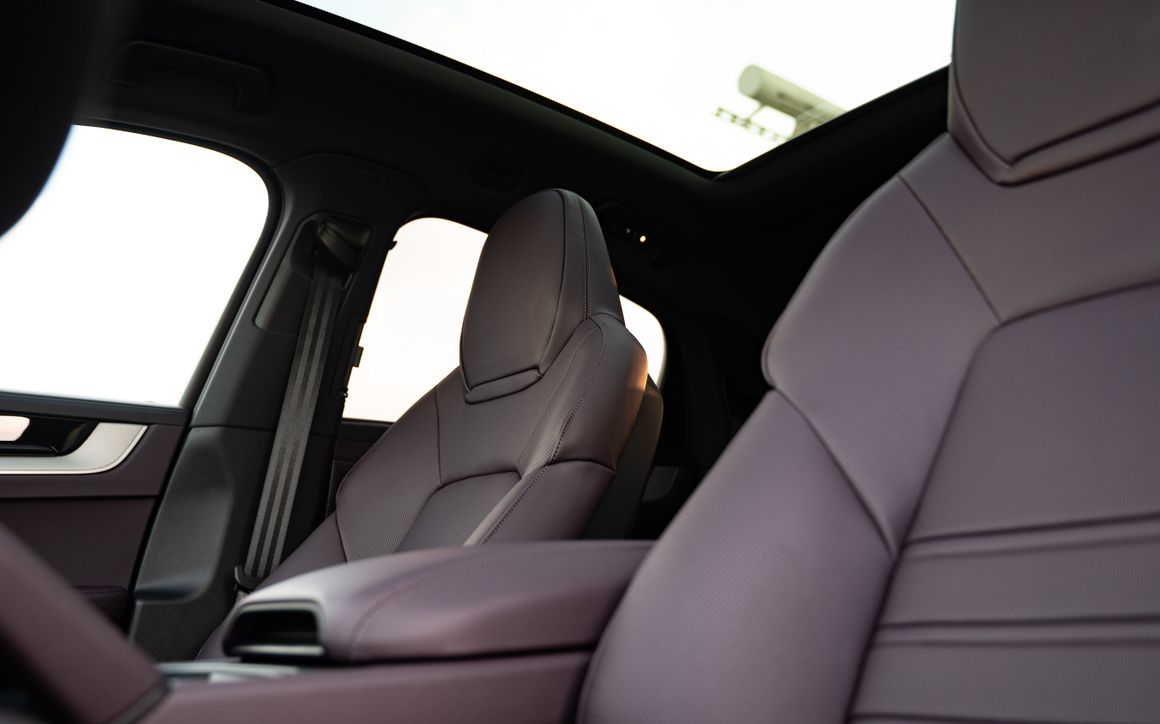 Porsche Cayenne Coupe - image 18