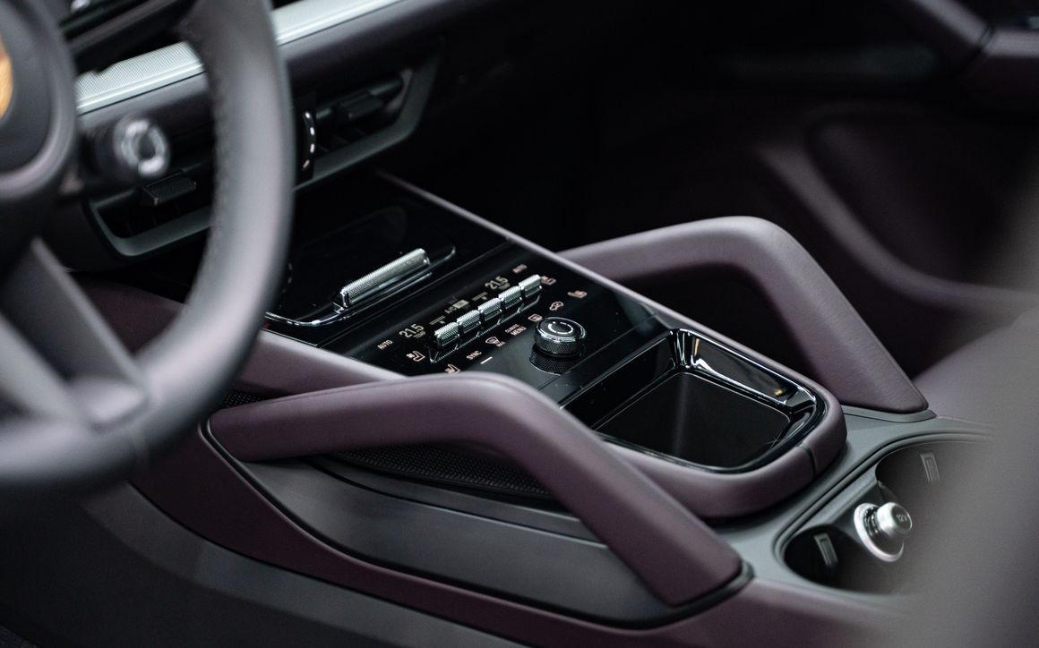 Porsche Cayenne Coupe - image 16
