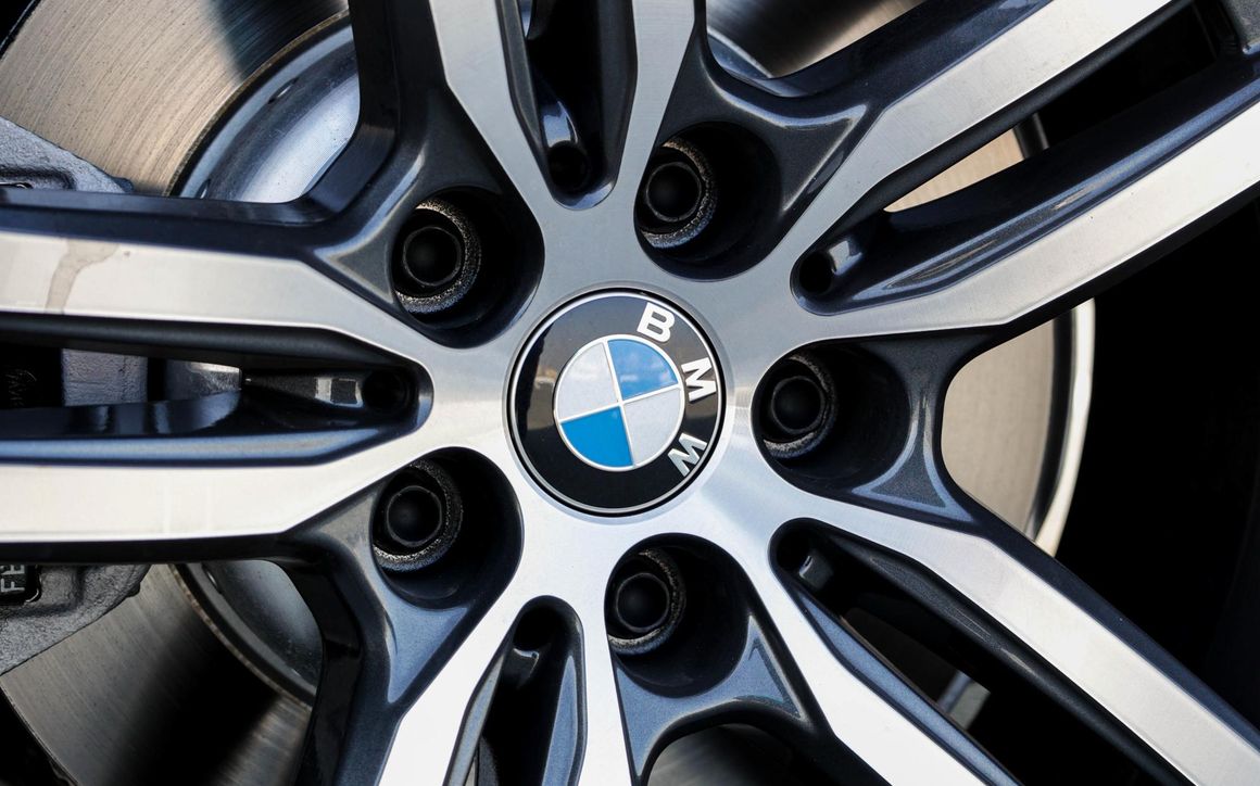 BMW 520 Gray - image 17