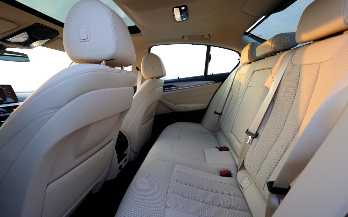 BMW 520 Gray - image 15