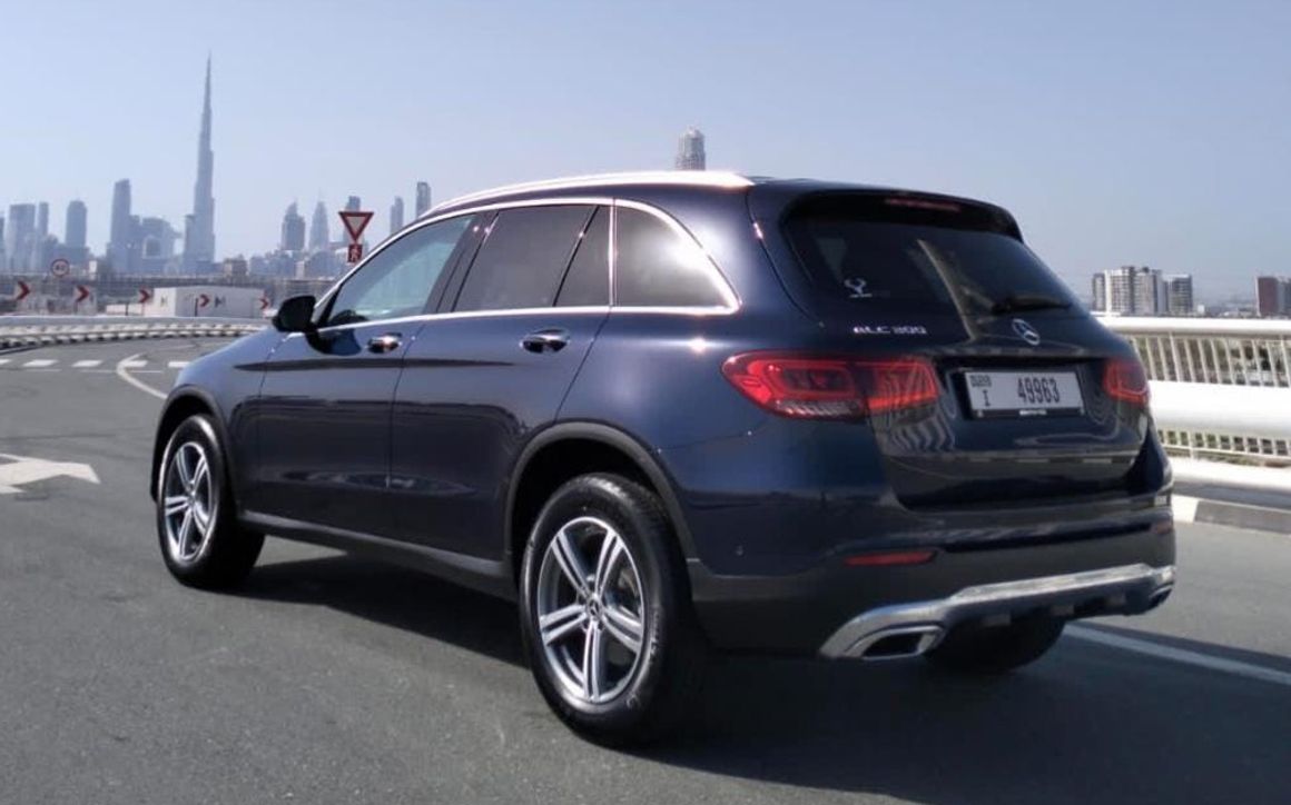Mercedes GLC300 - image 5