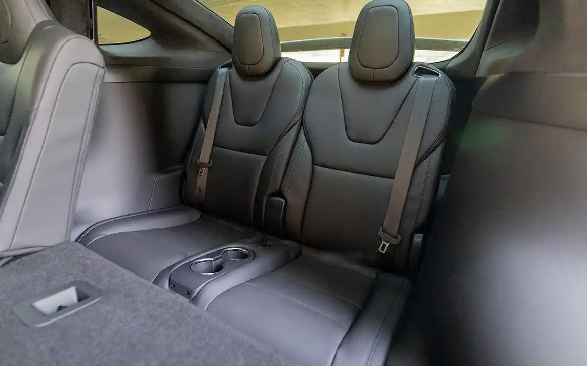 Tesla Model X - image 10