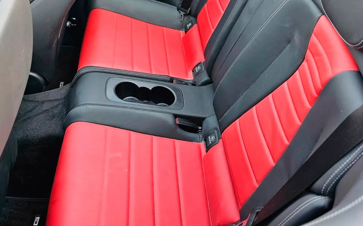 MERCEDES E450 - image 8