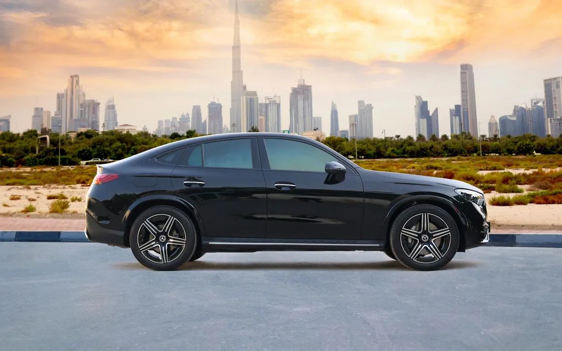 Mercedes Benz GLC200 Coupe Black - image 5